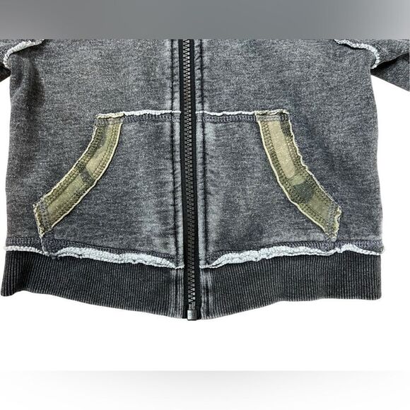 Art Class Charcoal Grey Hooded Full Zip Jacket Camo Trim Kidcore sz 18 months - Picture 3 of 9